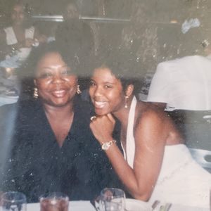 Meet your Posher, Simone